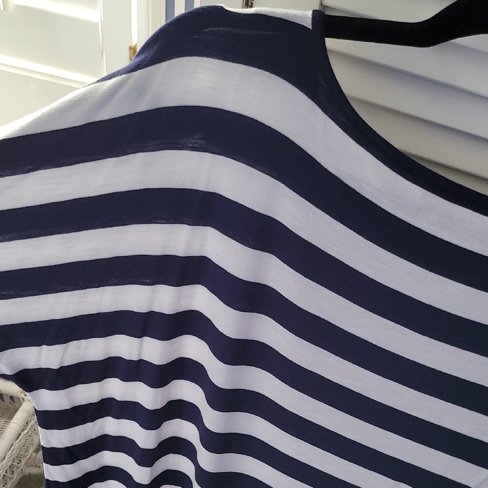 Soft Surroundings Blue & White ¾ Sleeve Tee. Large. - Picture 7 of 12
